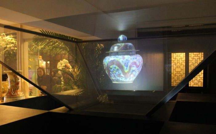 数字博物馆展厅常用设备360度全息投影图片