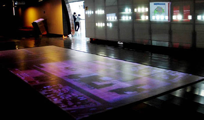 数字企业展厅常用设备地面互动投影图片